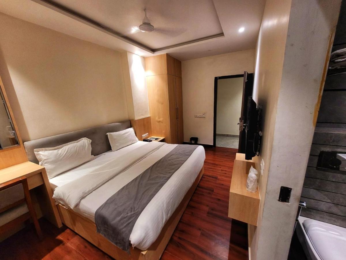 Hotel Dua Grand By Dua Hospitality -300 Meters From Golden Temple Amritsar Exterior photo