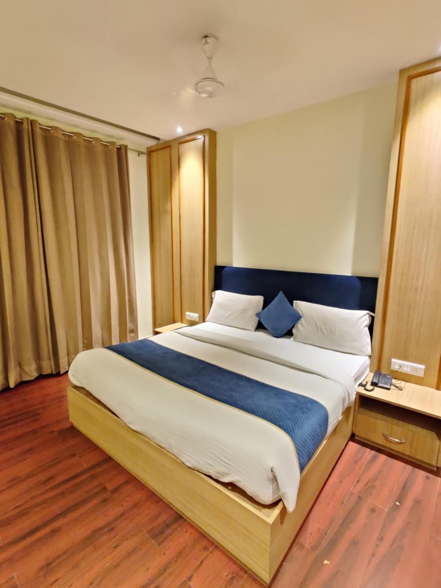 Hotel Dua Grand By Dua Hospitality -300 Meters From Golden Temple Amritsar Exterior photo