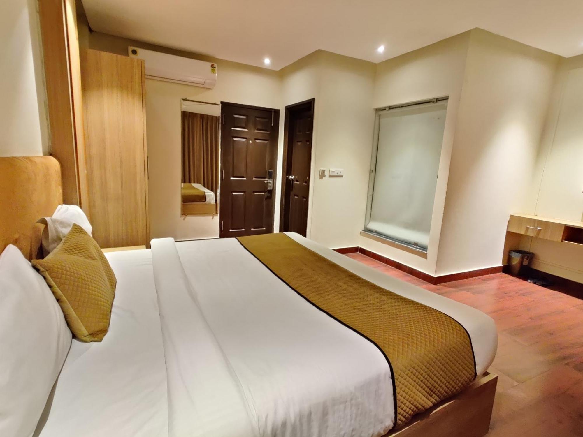 Hotel Dua Grand By Dua Hospitality -300 Meters From Golden Temple Amritsar Exterior photo