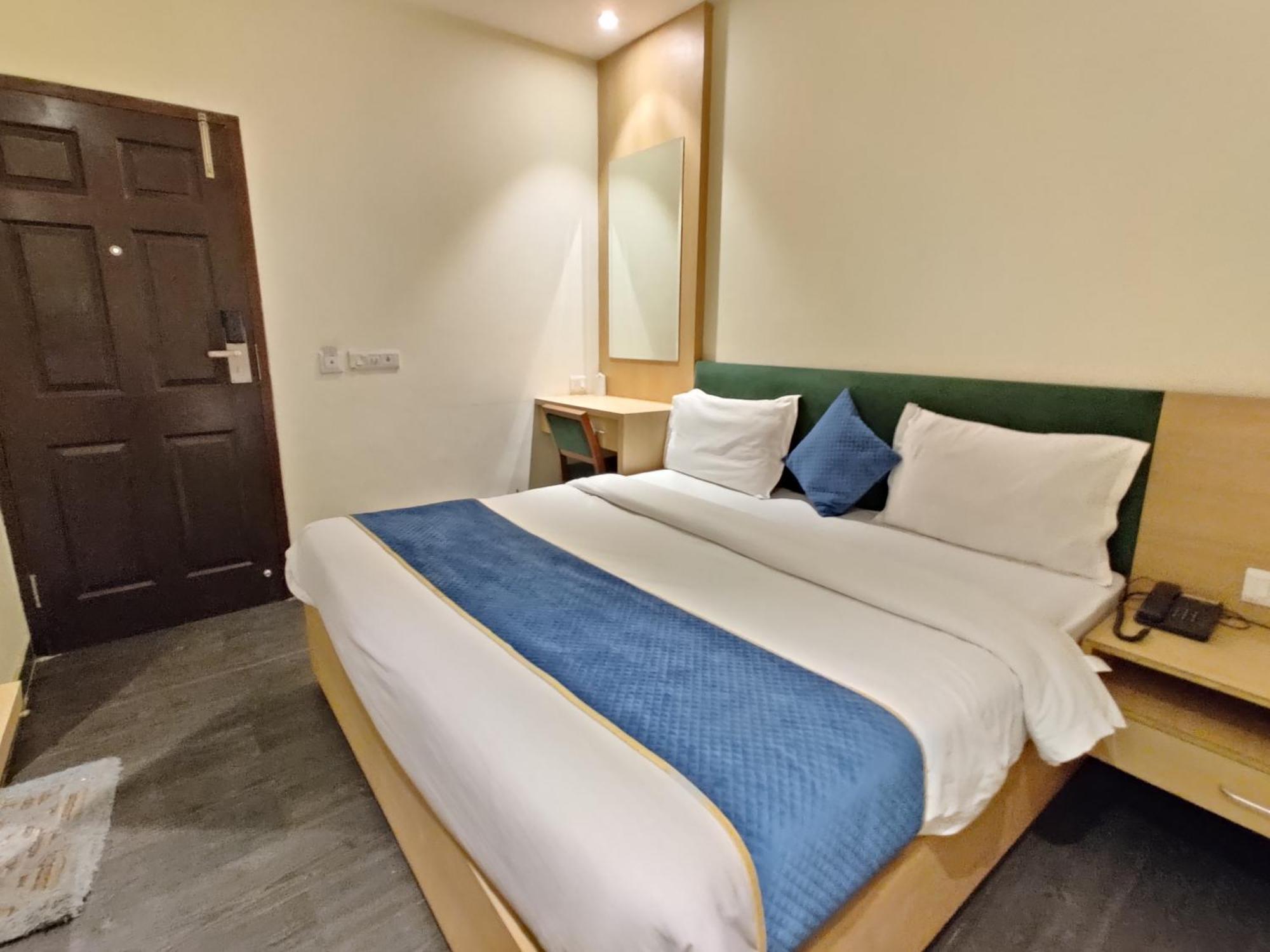Hotel Dua Grand By Dua Hospitality -300 Meters From Golden Temple Amritsar Exterior photo
