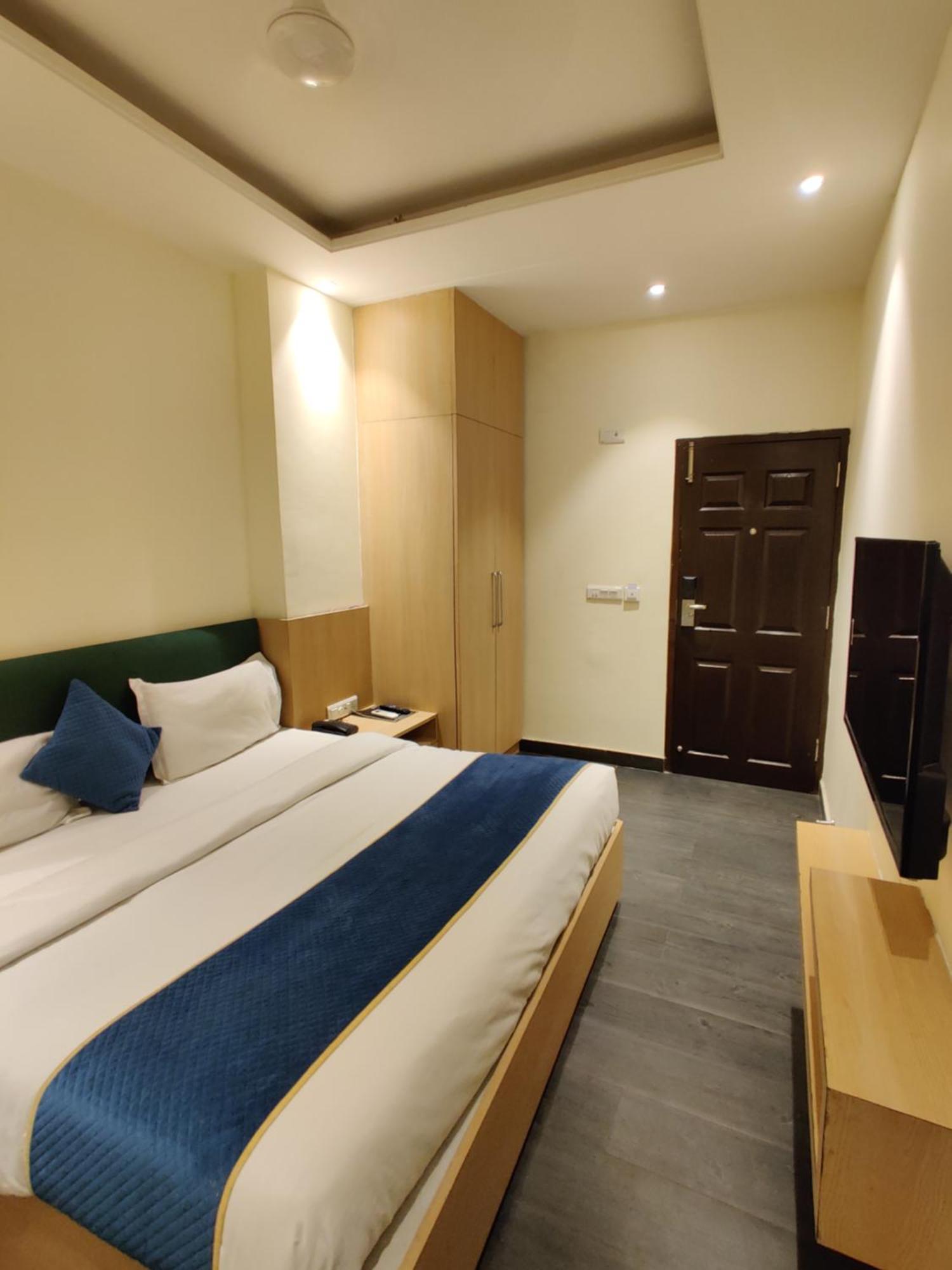 Hotel Dua Grand By Dua Hospitality -300 Meters From Golden Temple Amritsar Exterior photo