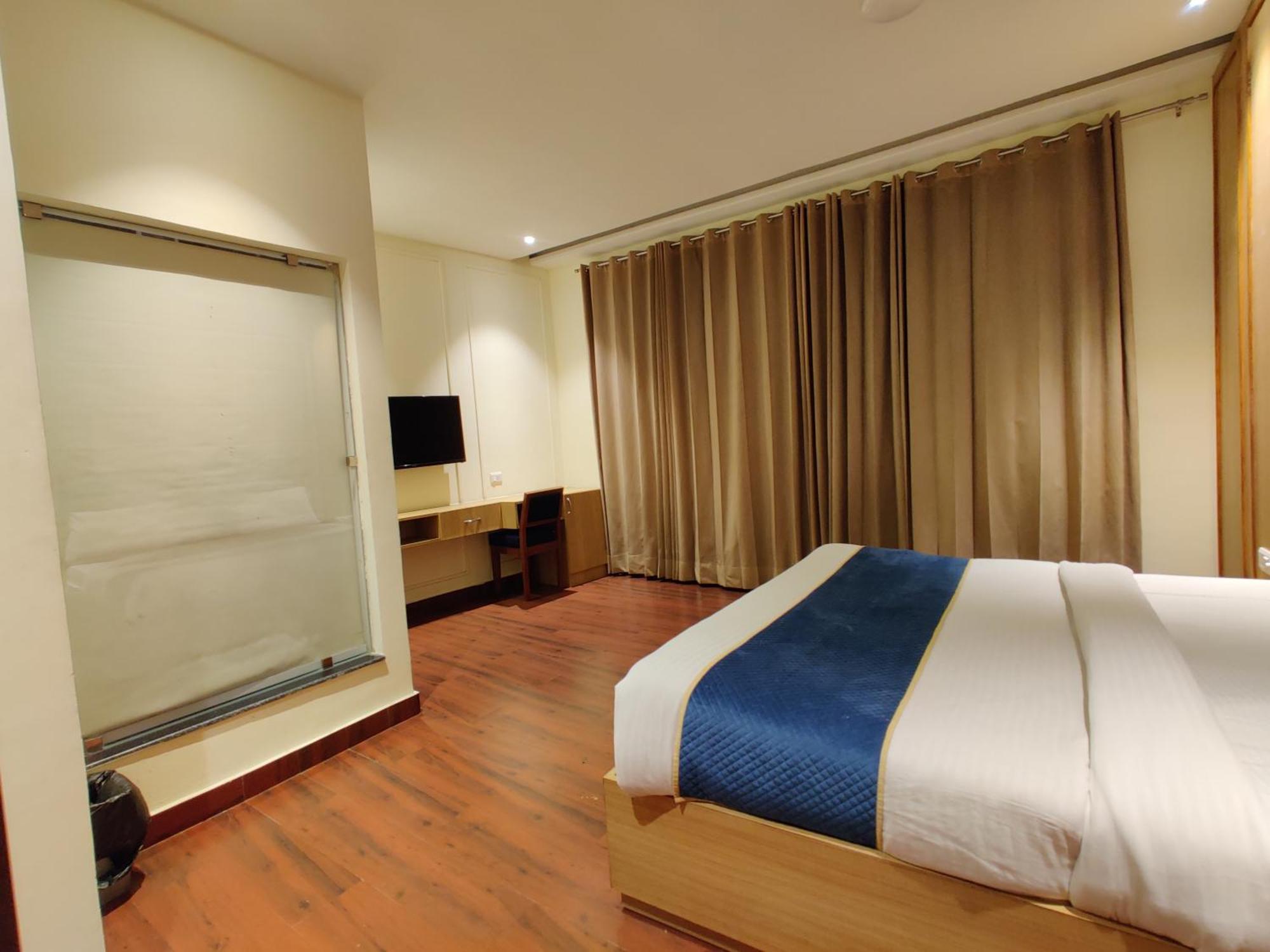Hotel Dua Grand By Dua Hospitality -300 Meters From Golden Temple Amritsar Exterior photo