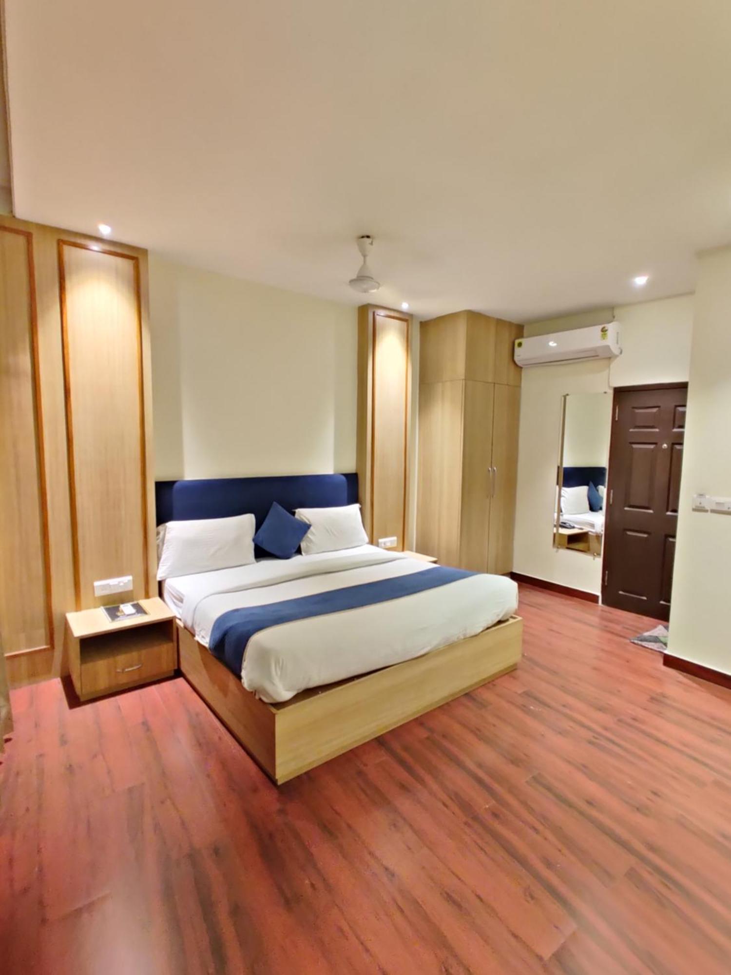 Hotel Dua Grand By Dua Hospitality -300 Meters From Golden Temple Amritsar Exterior photo