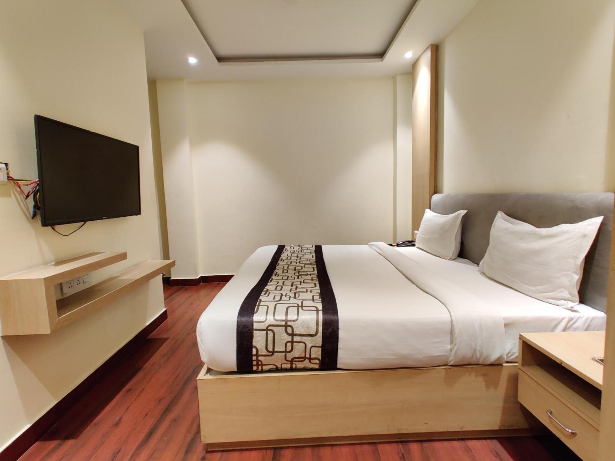 Hotel Dua Grand By Dua Hospitality -300 Meters From Golden Temple Amritsar Exterior photo